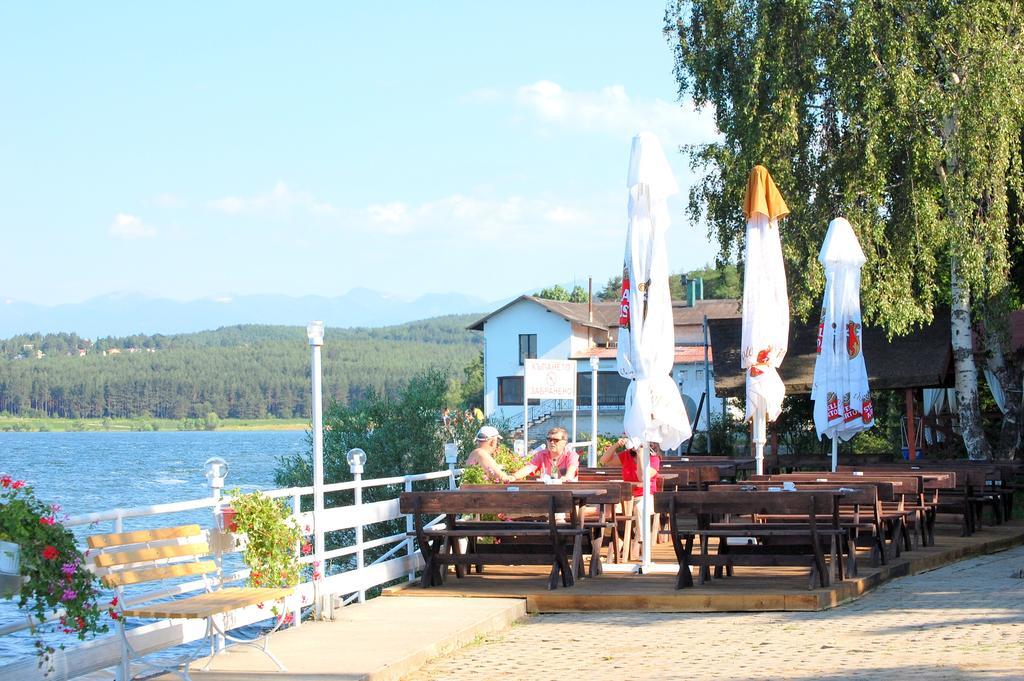 Pasarel White Village Park Iskar Lake المظهر الخارجي الصورة